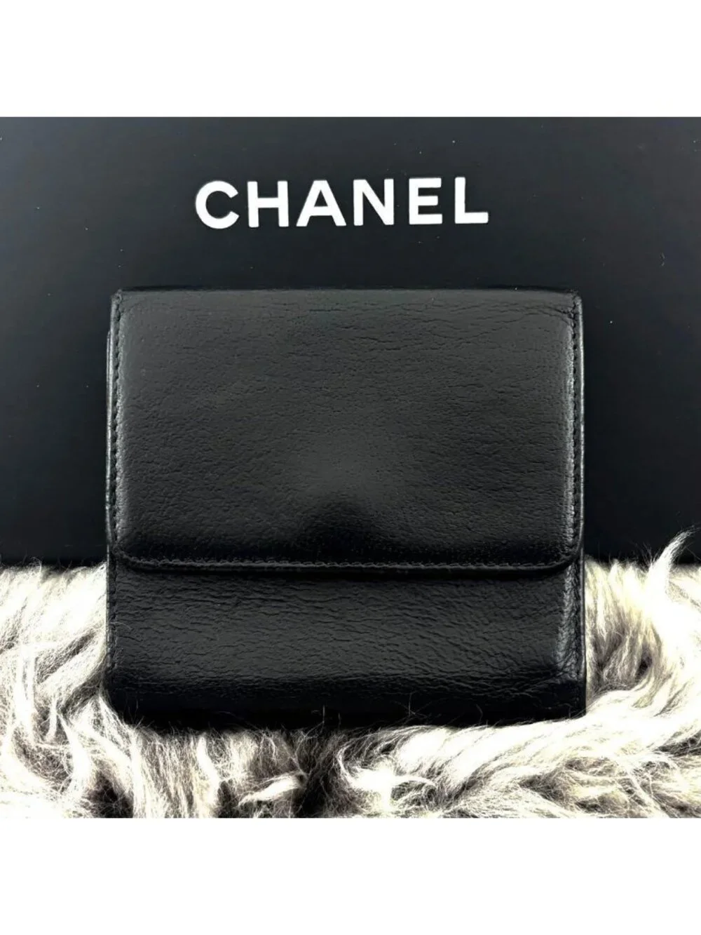 Chanel Wallet CC Logo Hook Trifold